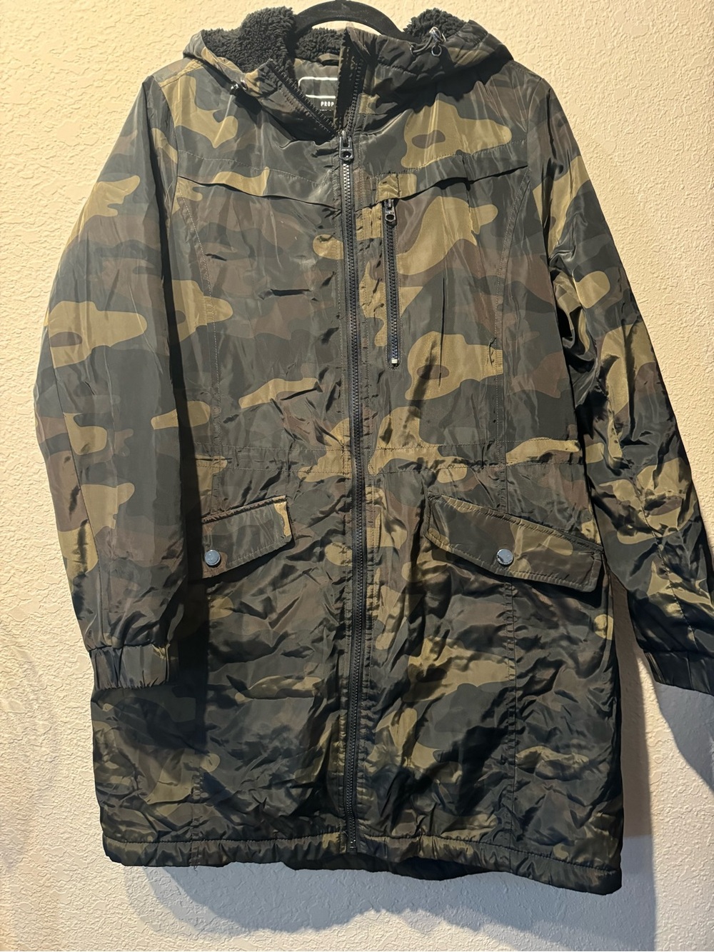 Lucky Brand Women's Camouflage Hooded Puffer Jacket - Olive Green & Brown